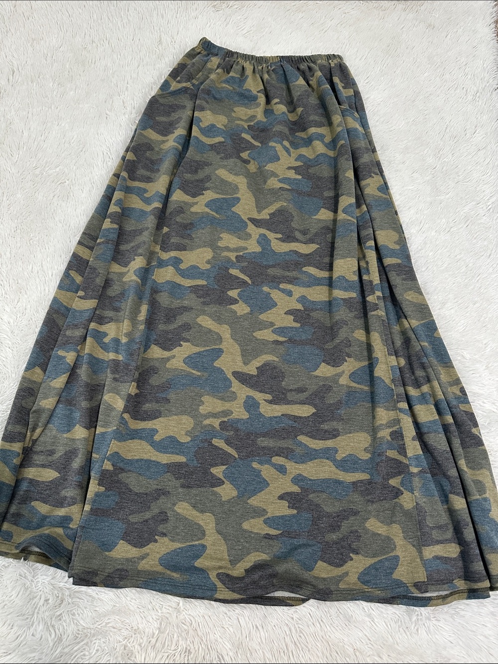 🎻 Three Bird Nest Camo Maxi Skirt